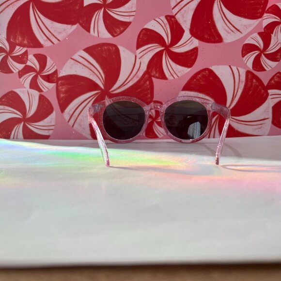 Capelli New York Girl’s 2-Piece Rainbow Sunglasses & Hardcase Set + Bonus Sky-Bl - Picture 4 of 13